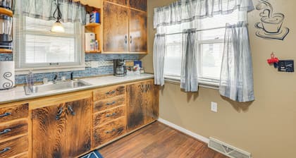 Dtwn Belleville Home w/ Yard < 1 Mi to High Banks