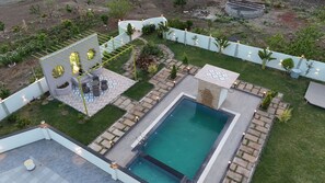 Villa Confort, patio, vue piscine