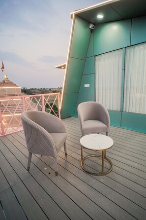 Luxury Double Room, Patio, Garden View
