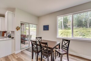 Apartment (3 Bedrooms) | Interior - Explore Alaskas Playground: Modern Wasilla Escape (Wasilla)