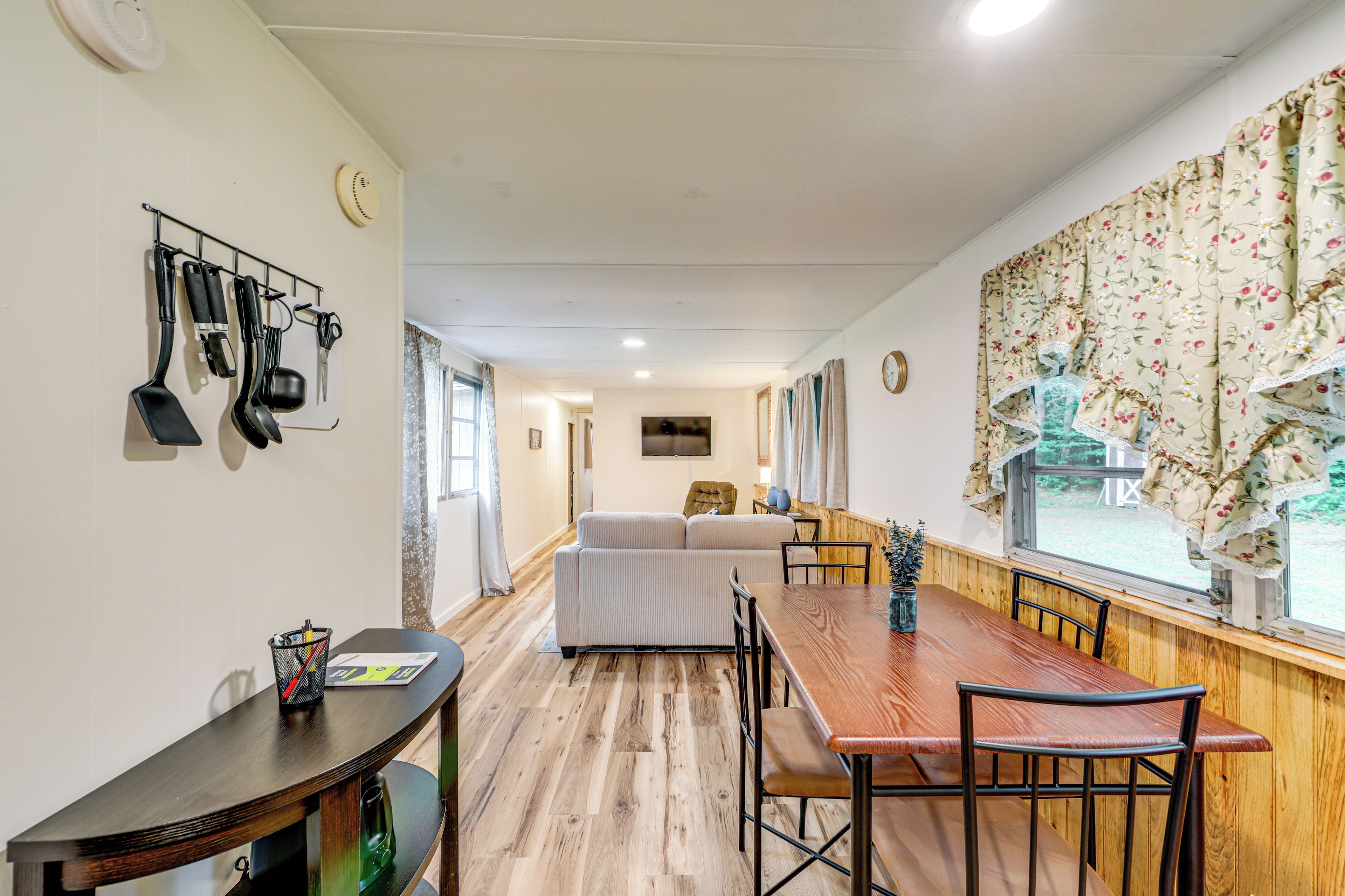 House (1 Bedroom) | Interior