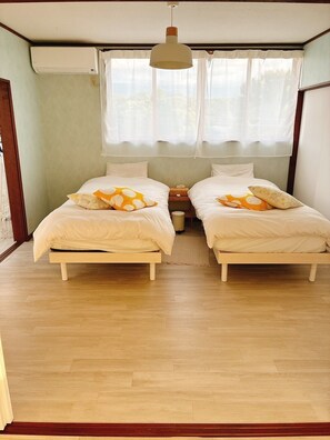 4 chambres, fer et planche à repasser, Wi-Fi, literie fournie
