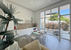 Basic Apartment | Private kitchen