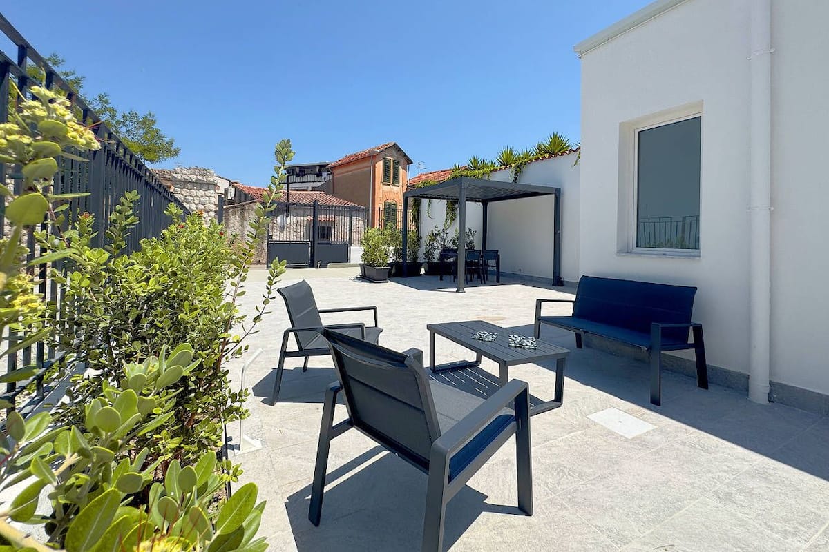 Apartamento básico | Terraço/pátio