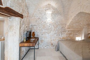 1 bedroom - Princess Suite 2 by Rentbeat  (Martina Franca)