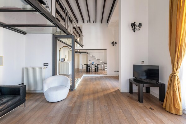 Apartment, 2 Bedrooms, Balcony | Living area | 30-inch TV with satellite channels