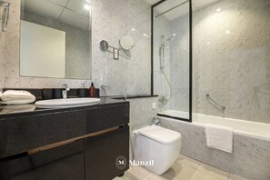 Apartment | 1 bedroom - Central 1BR in JVC w Pool Near Dubai Sports City (Dubai)