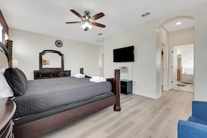 6 bedrooms, free WiFi - 2245ca-providence Resort 6 Bedroom Home (Davenport)