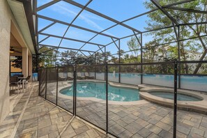 House, 6 Bedrooms | Pool