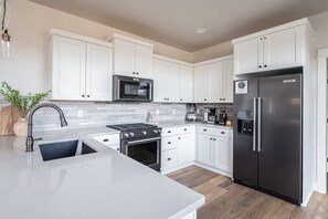 Ferienhaus, 4 Schlafzimmer | Eigene Küche | Kühlschrank, Ofen, Wasserkocher mit Kaffee-/Teezubehör, Toaster