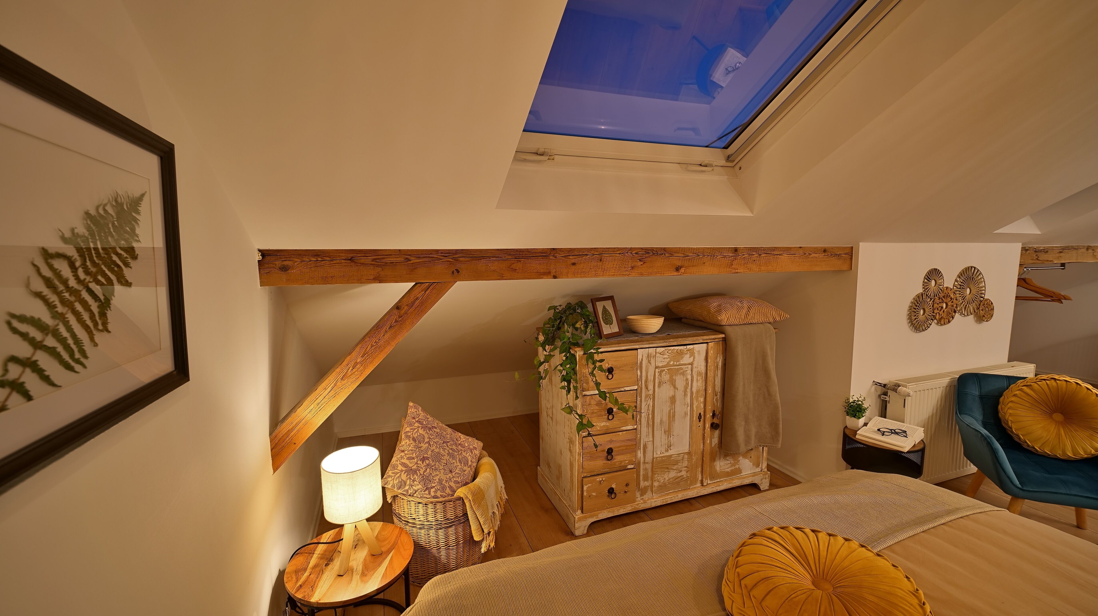 1 Schlafzimmer, Schreibtisch, Bügeleisen/Bügelbrett, Reisekinderbett