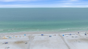 Condo, 2 quartos | Praia | Perto da praia