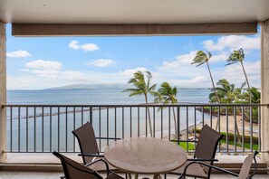 Condo, 2 habitaciones | Restaurante al aire libre
