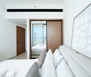 Interior - Luxury & Comfort 1B at Binghatti Amber & Balcony (Dubai)