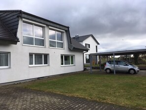 Exterior - Apartment 'Hintz' with Private Terrace and Wi-Fi (Blaubeuren)