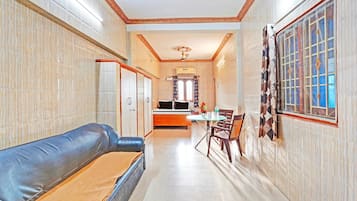 House | 1 bedroom