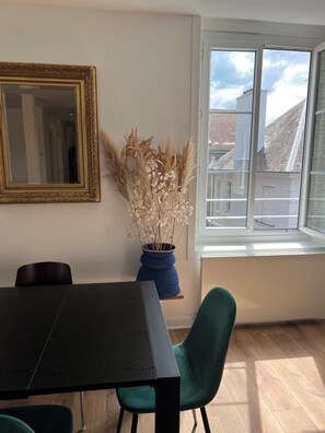 Dining - In the heart of downtown Dinard (Dinard)