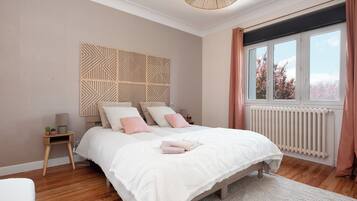 5 chambres, fer et planche Ă repasser, Wi-Fi, draps fournis