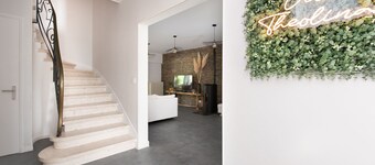 Villa de Luxe Theolina à Castres - 5 bedrooms, pool & garden