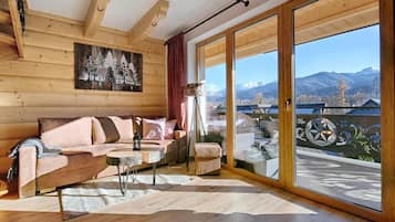 Deluxe Chalet, Terrace, Mountain View (Domek 2 - Rozeta) | Living room
