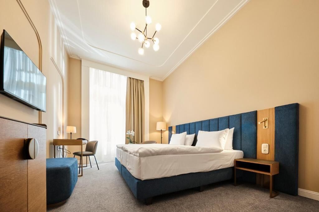 Deluxe Room, Balcony | Premium bedding, memory-foam beds, minibar, in-room safe