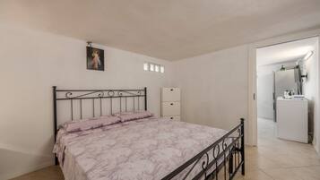 1 soveværelse, skrivebord, Wi-Fi, sengetøj