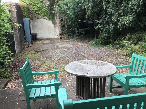 屋外ダイニングエリア