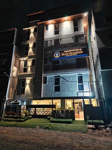 Blue Diamond Luxury Stay