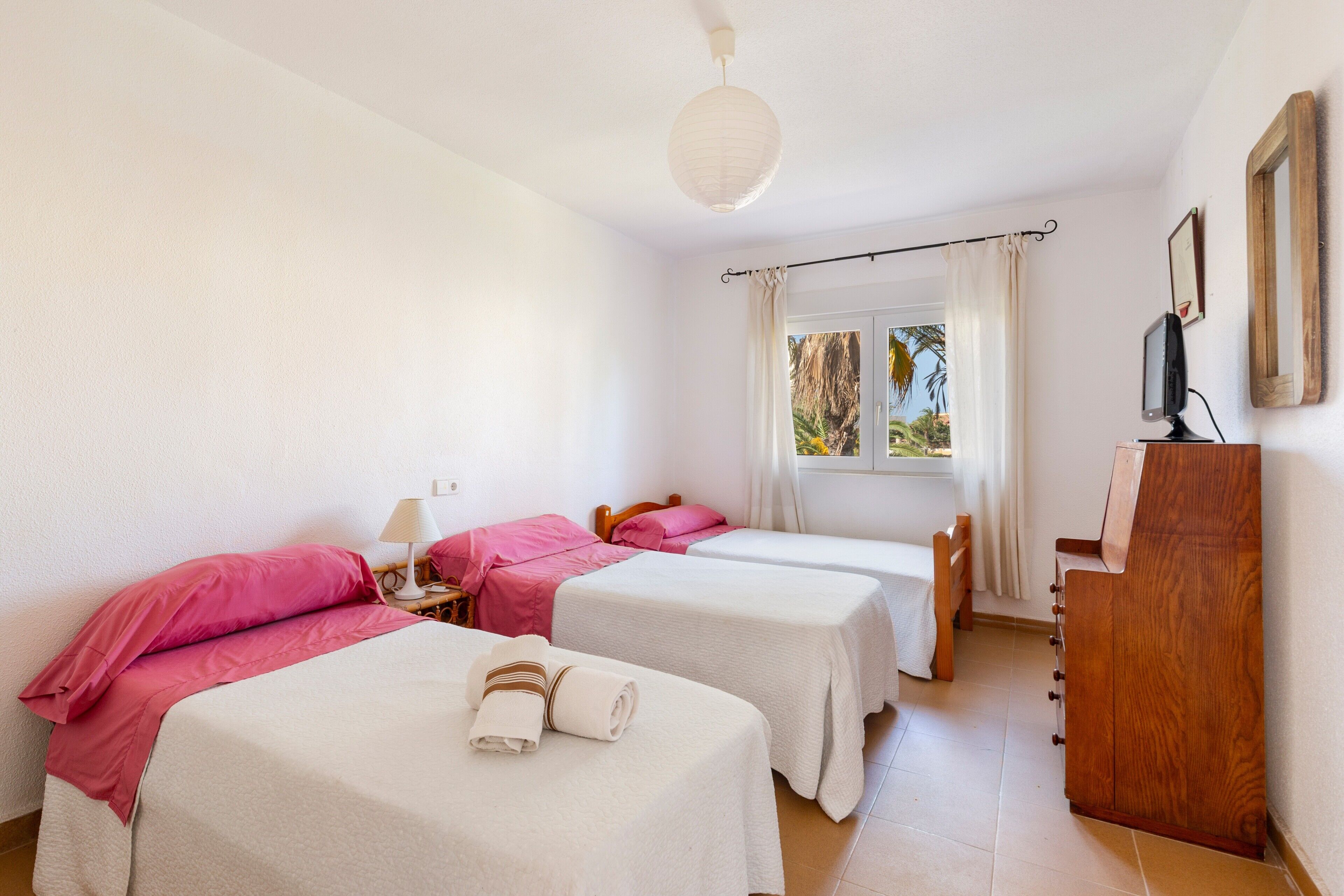 5 camere, Wi-Fi, lenzuola