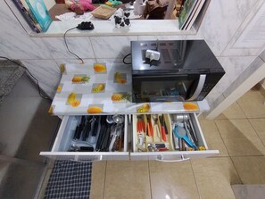 Fridge, microwave, stovetop, toaster