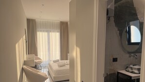 Apartment, 3 Bedrooms, Accessible, Smoking - Day Lux 57 - Luxury Penthouse (Sarandë)