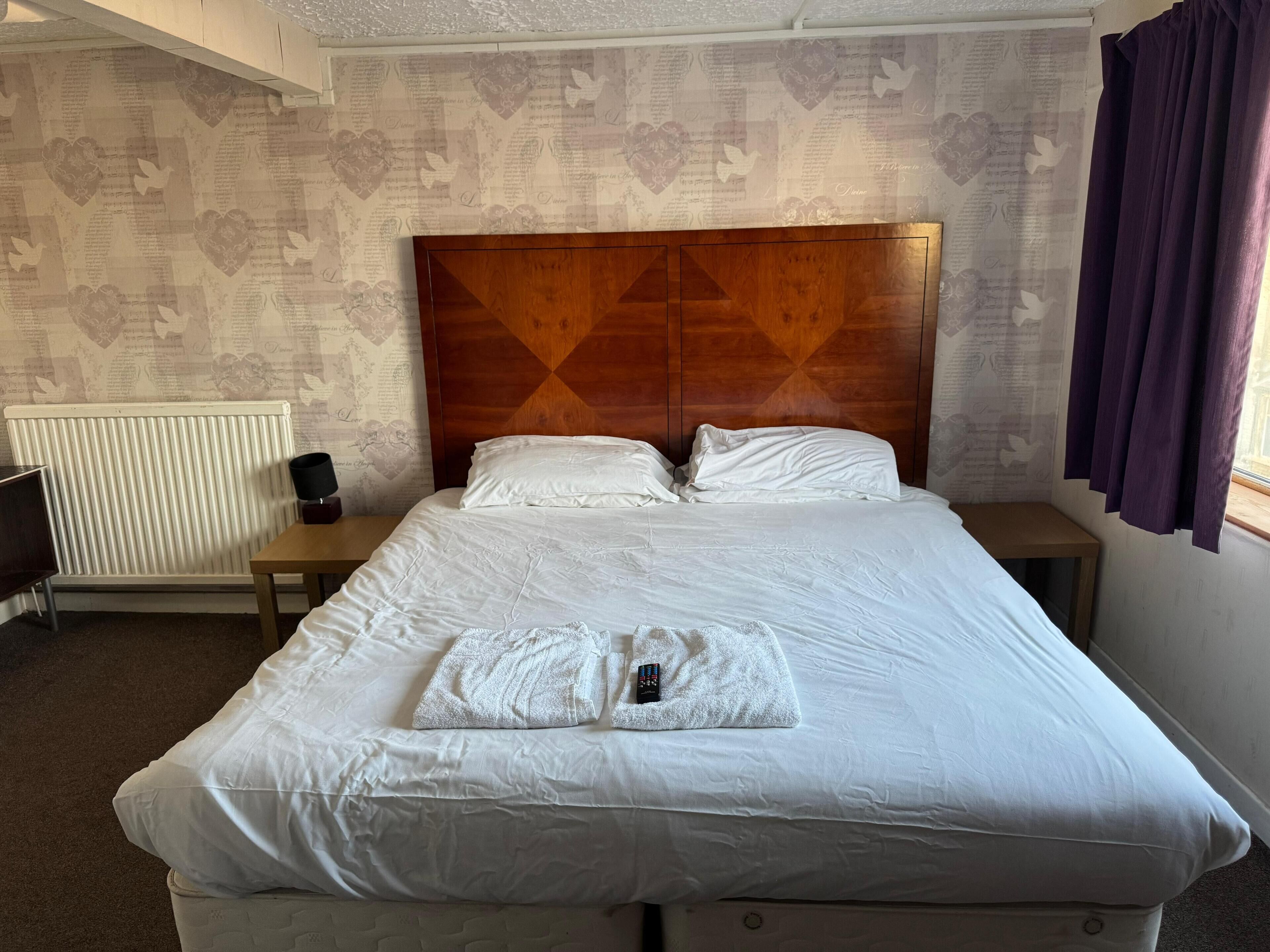 Room 301 | Blackout curtains, iron/ironing board, free WiFi