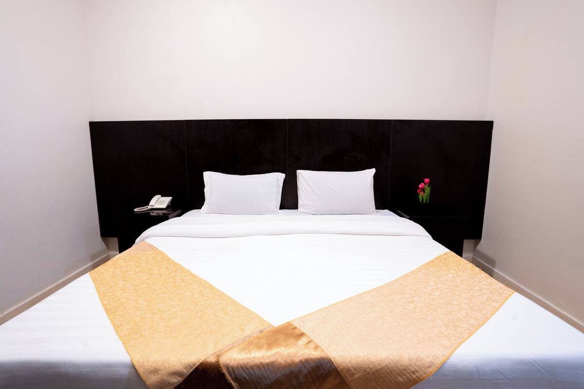 Double or Twin Room | Iron/ironing board, free WiFi