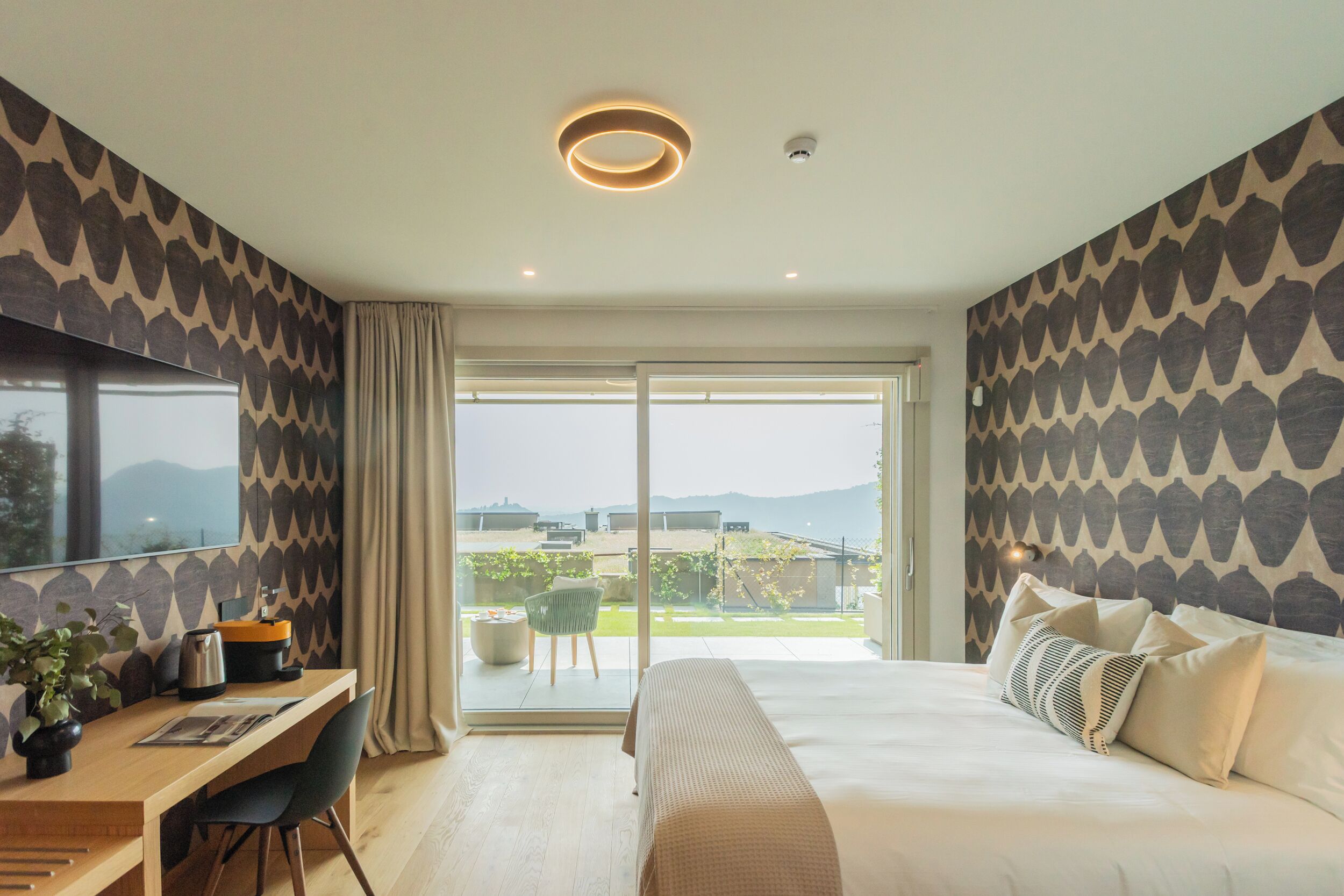 4 camere, Wi-Fi gratuito, lenzuola