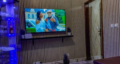 Charming Kinshasa Apartment in Gombe - Entire House for Rent