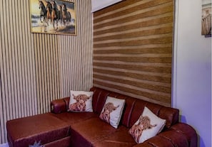 Apartment, 1 Bedroom, Accessible, Smoking | Interior