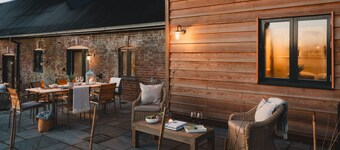 Longstones Avebury – Kennet