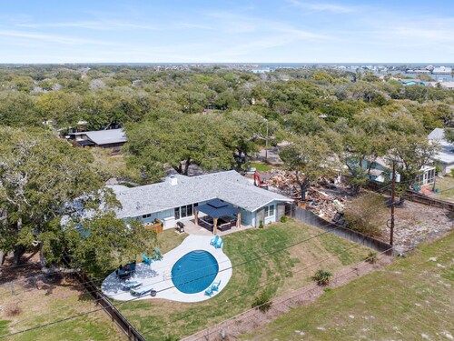 The Sea Glass House | Pet-friendly, Pool