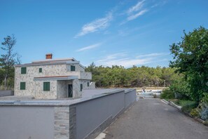 Villa, 5 Bedrooms, Smoking, Private Pool | Exterior