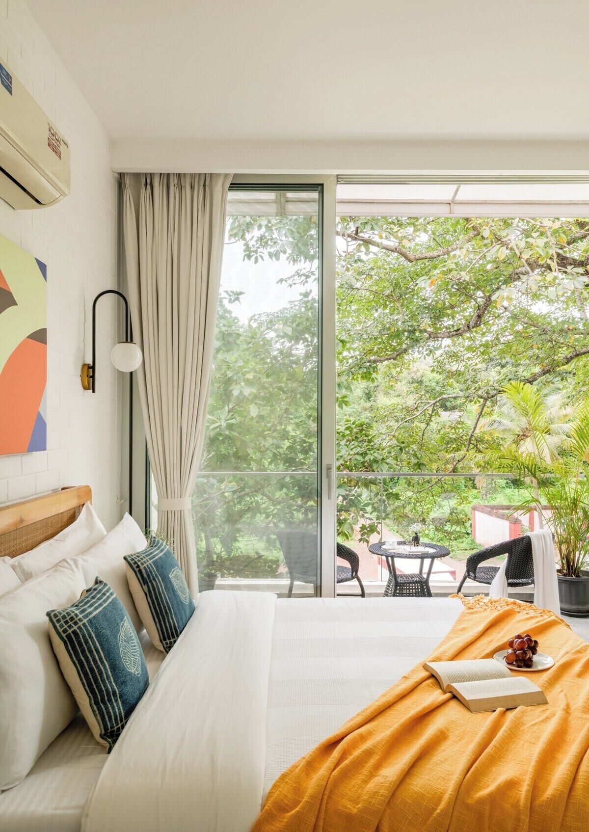 2 Schlafzimmer, Zimmersafe, Schreibtisch, Bügeleisen/Bügelbrett