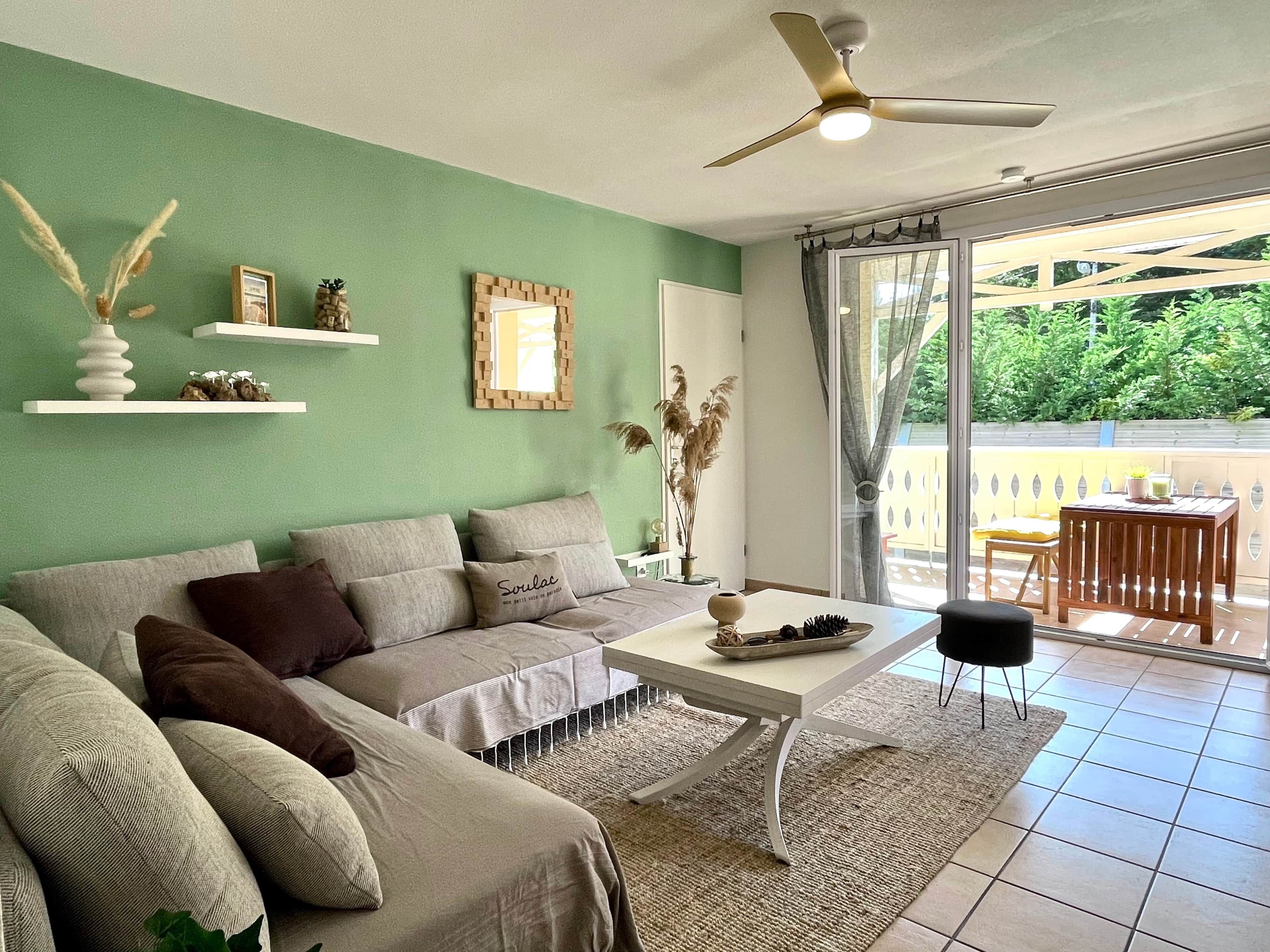 TV connectée, table de tennis de table