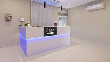 House | Reception