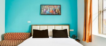 Collection O Salasar Balaji Temple Keshav Mahal