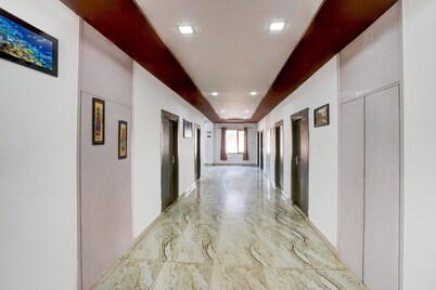 Collection O Salasar Balaji Temple Keshav Mahal