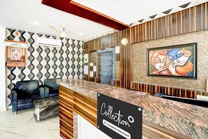 House | Reception