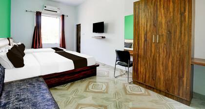 Collection O Salasar Balaji Temple Keshav Mahal