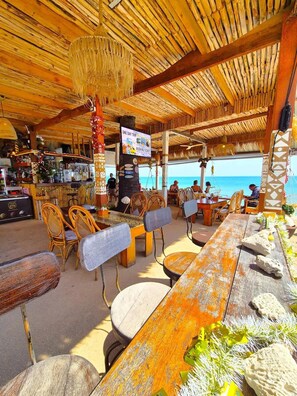 Bar (en la propiedad)