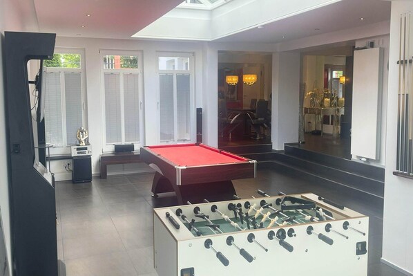 Game room