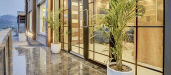 Alaya Stays Serene Woods Hotel Near Mall Road