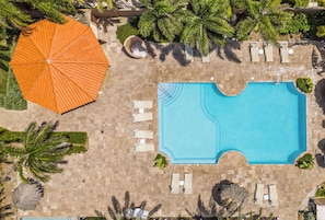 Studio (2 Bedrooms) | Property amenity